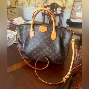 Authentic Louis Vuitton Turenne Handbag